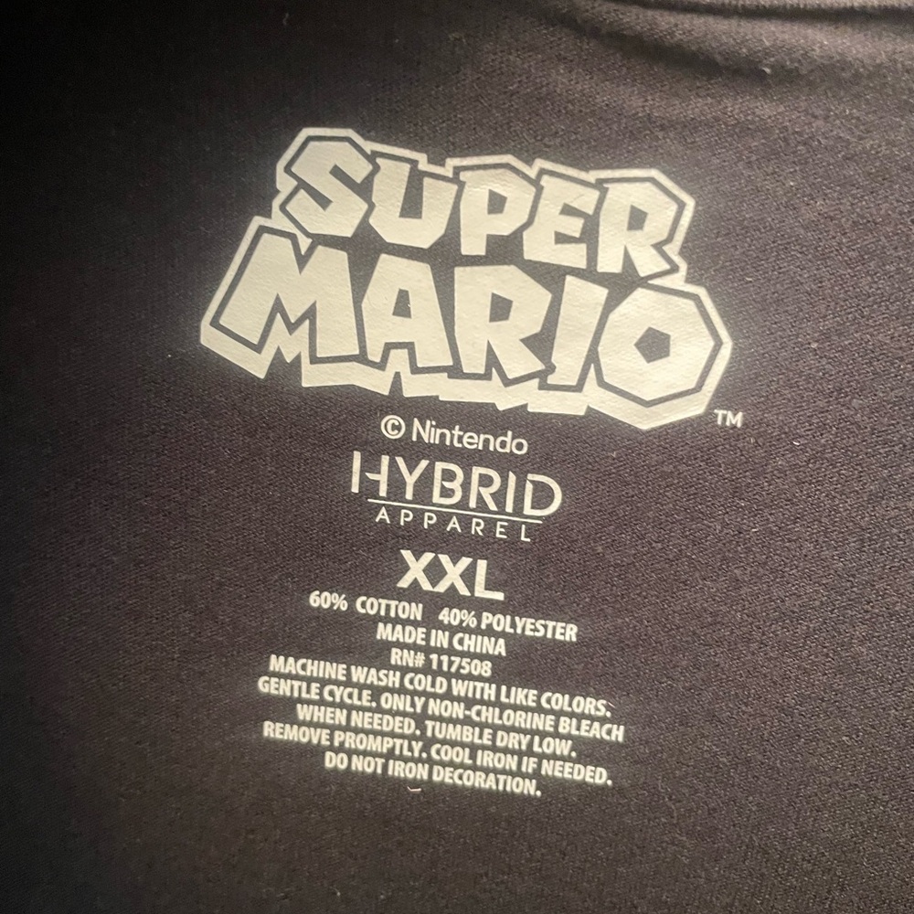 NWT Nintendo Super Mario Black T-Shirt - Picture 3 of 3